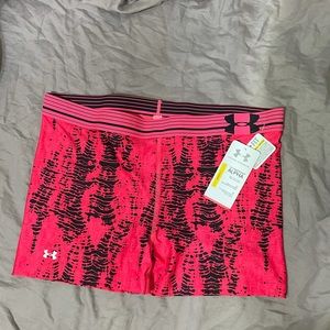 NWT pink Under Armour spandex